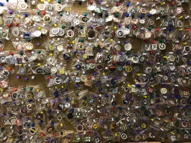 badges